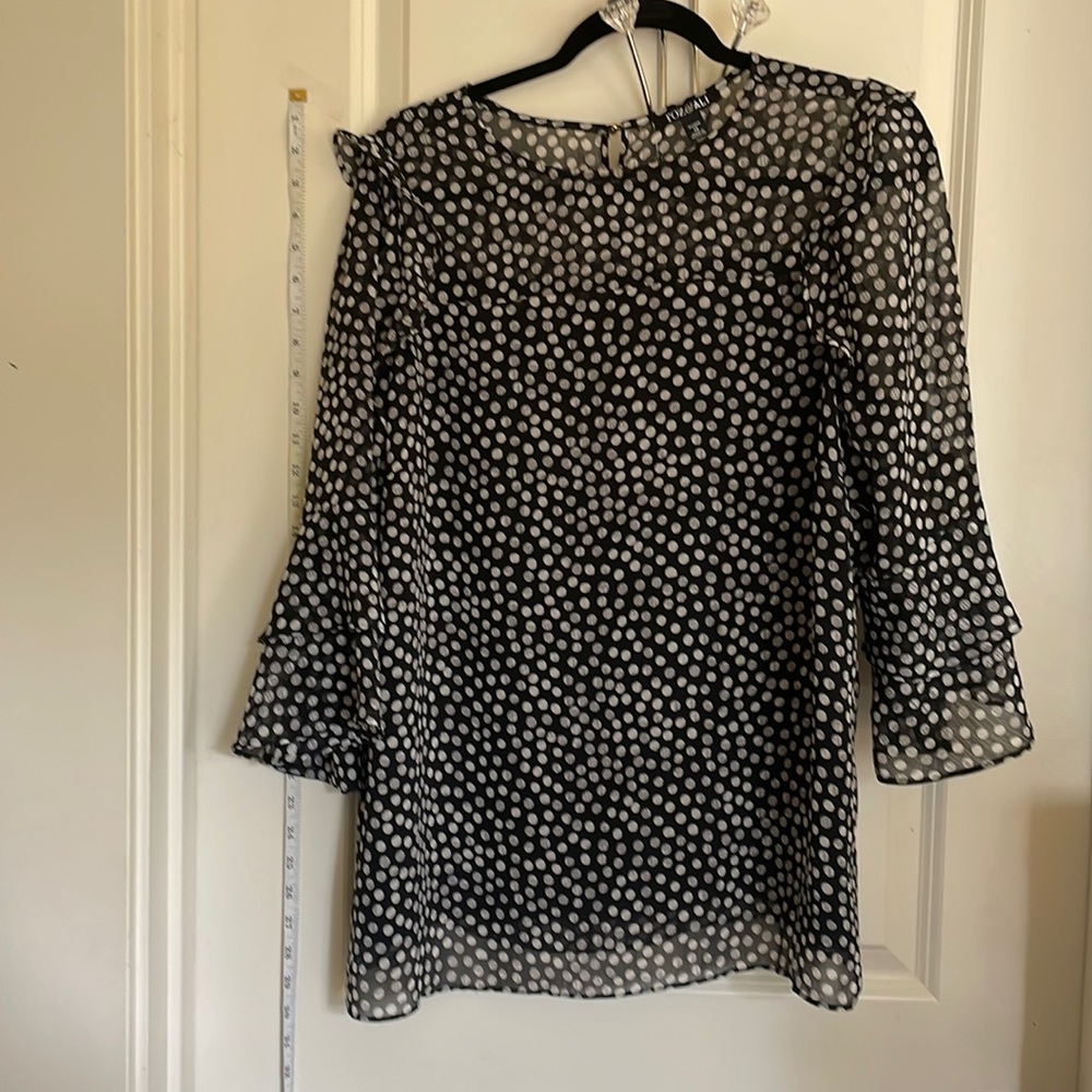 Roz & Ali black, white and gray top